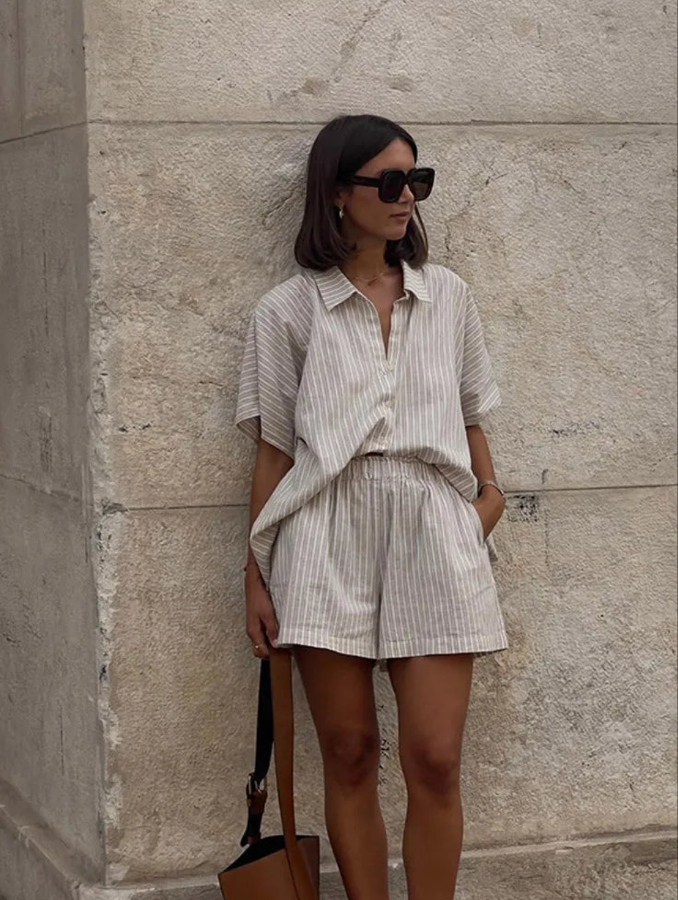 חולצת כותנה ופשתן רחבה עם פסים- לימור