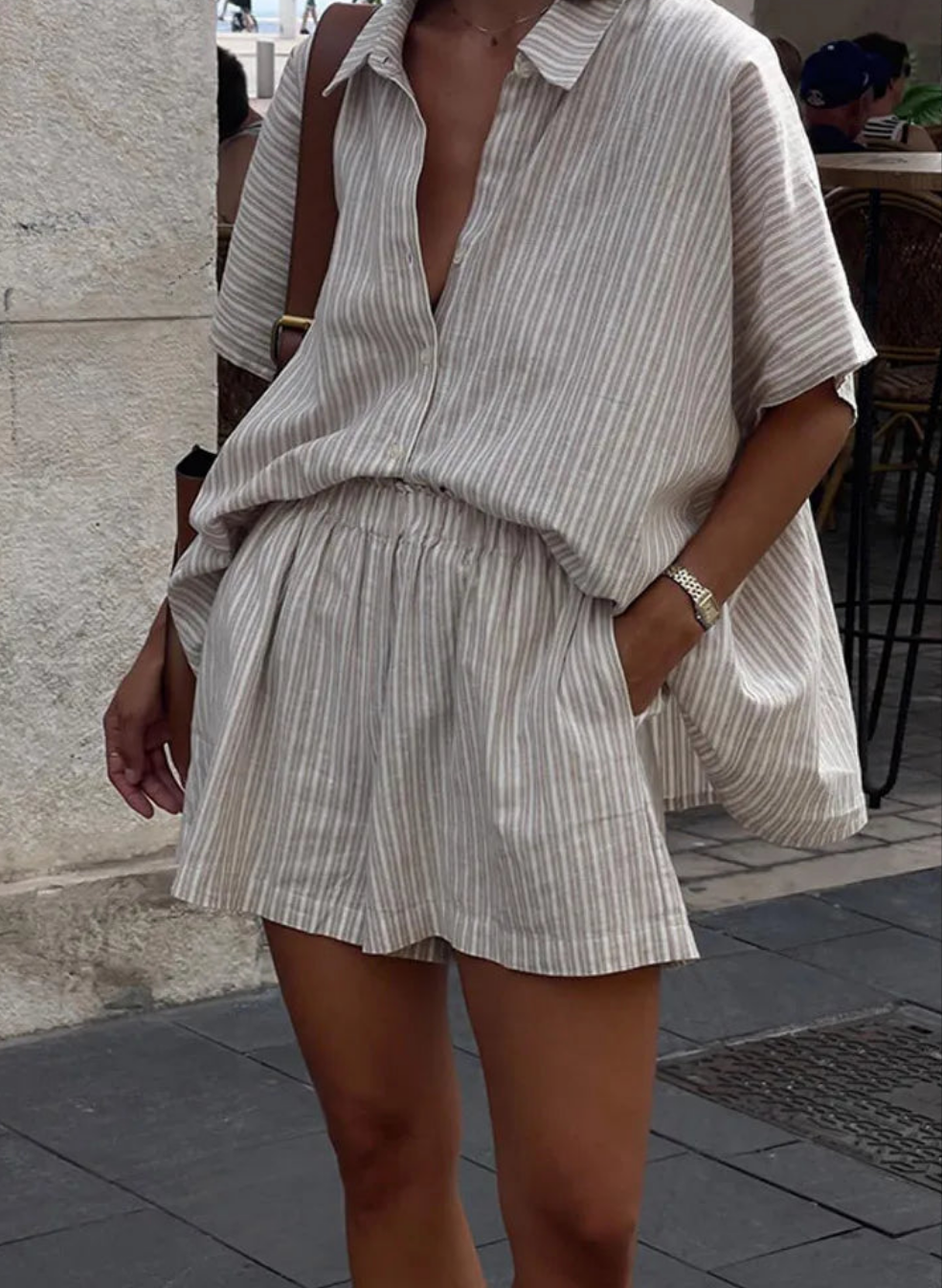 חולצת כותנה ופשתן רחבה עם פסים- לימור