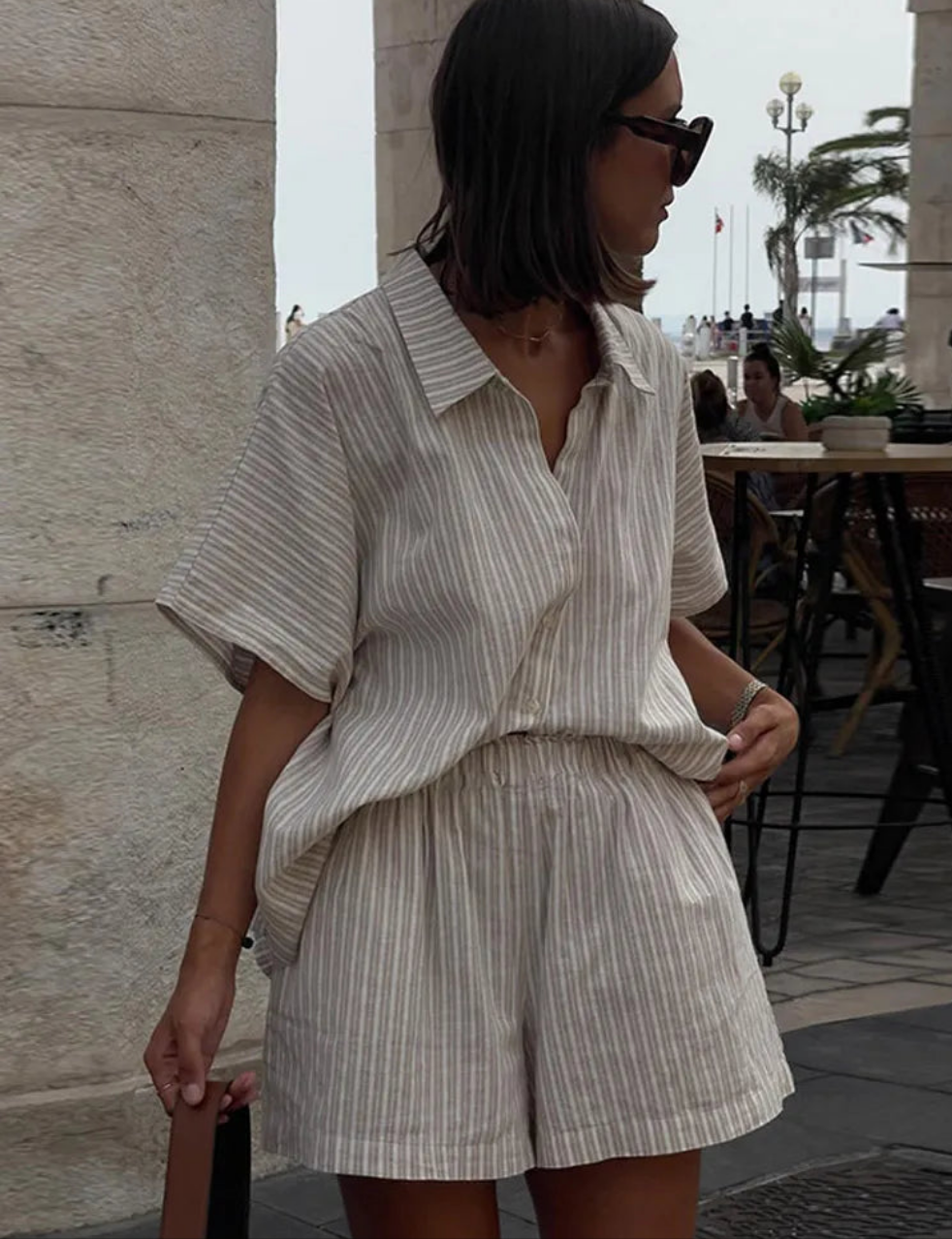 חולצת כותנה ופשתן רחבה עם פסים- לימור