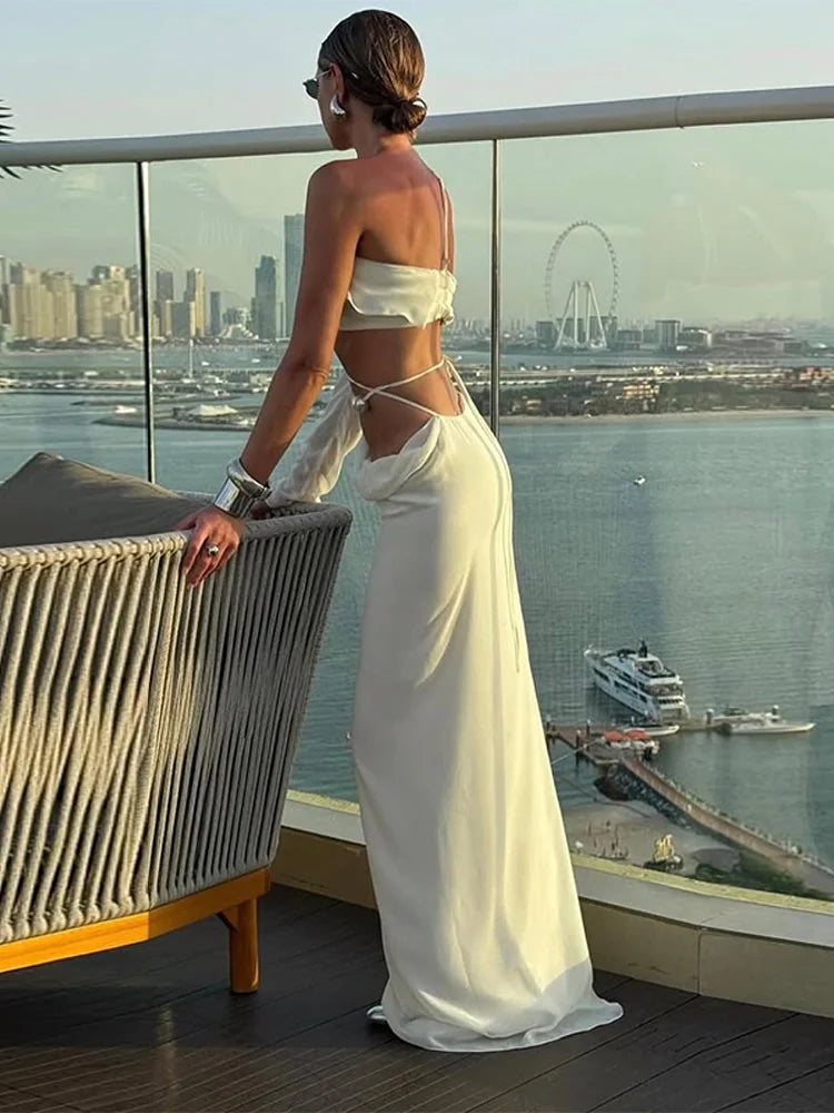 סט צמוד ומודרני עם כתפיים חשופות- מדלן