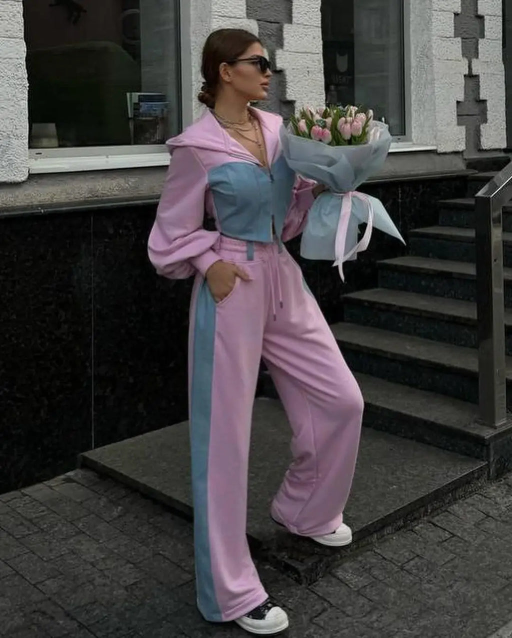 חליפת טרנינג בשילוב ג׳ינס- תמר