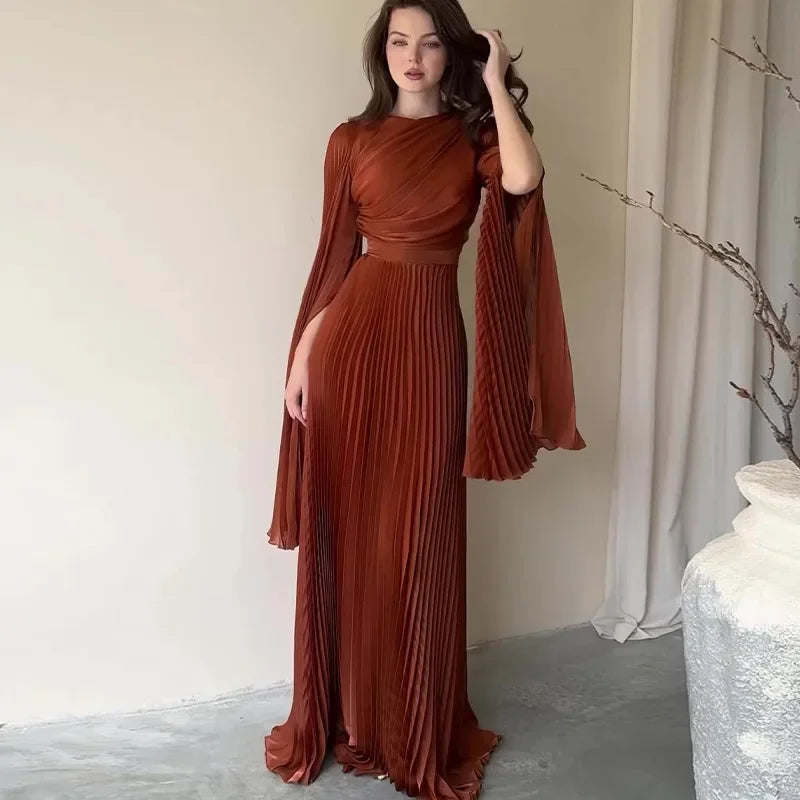 שמלה מחמיאה- סטאר