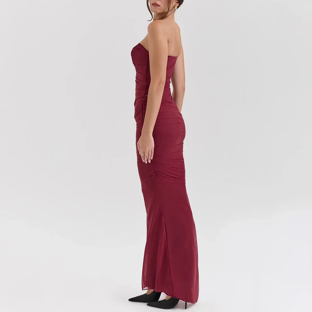 חליפת סטרפלס מחטבת- מיכאלה