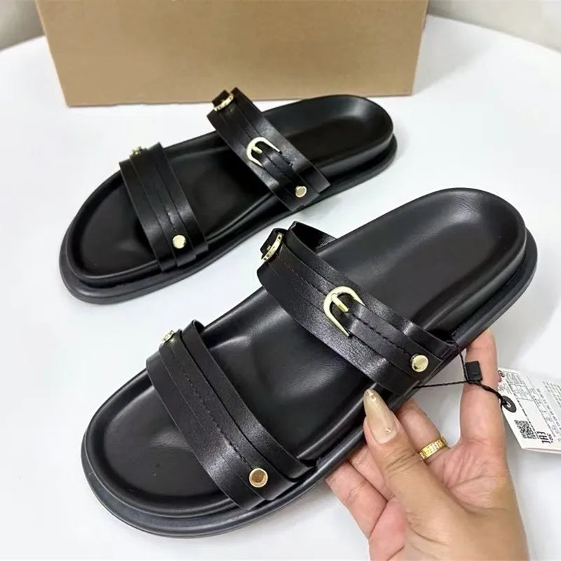 סנדלי נוכחות- שירה