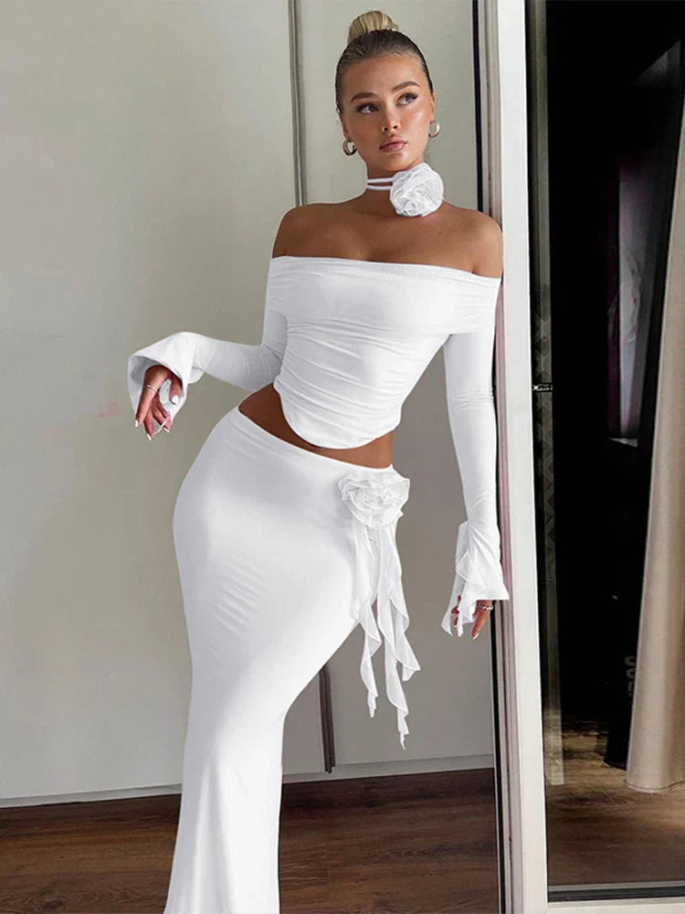 חליפת סטרפלס בשילוב פרח- מונקו