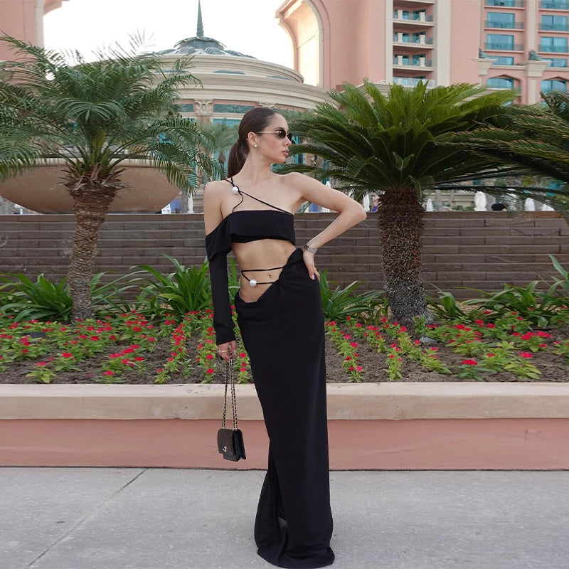 סט צמוד ומודרני עם כתפיים חשופות- מדלן