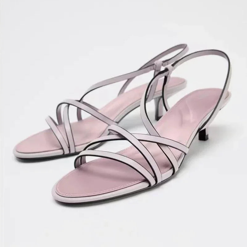 סנדלים אלגנטיים- שלומית
