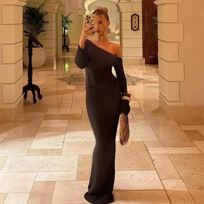 שמלת מקסי מחמיאה- שיר