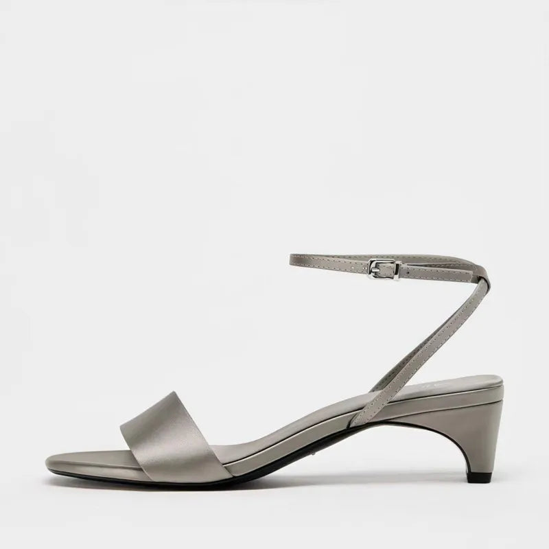 נעלי עקב נמוכות- ליאורה