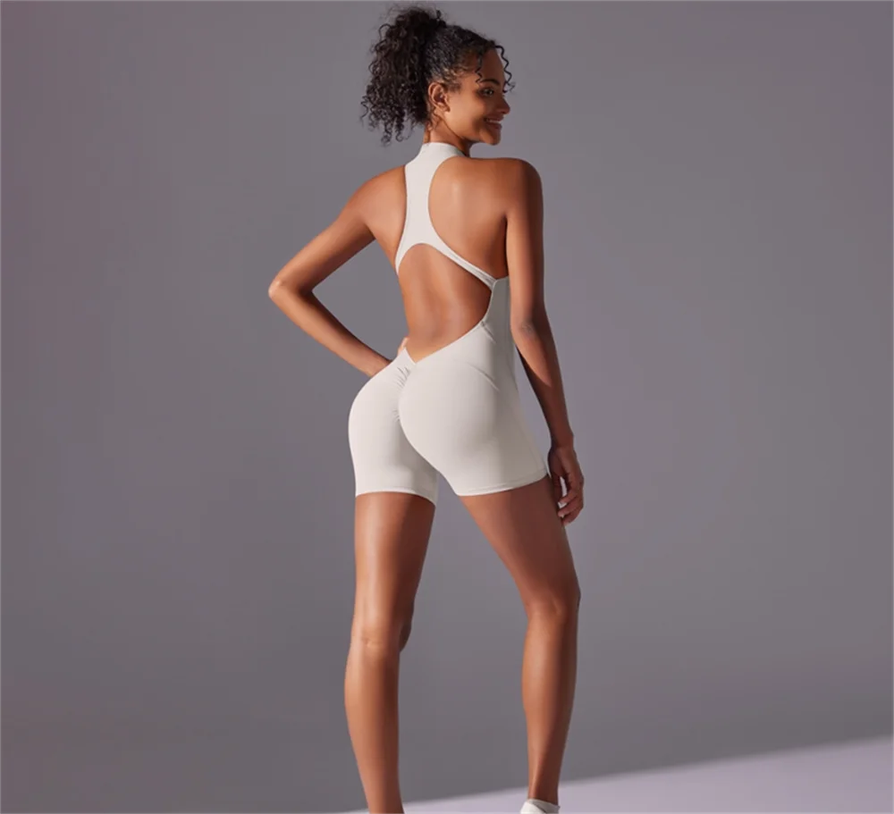 MotionAura -אוברול יוגה קצר ללא שרוול