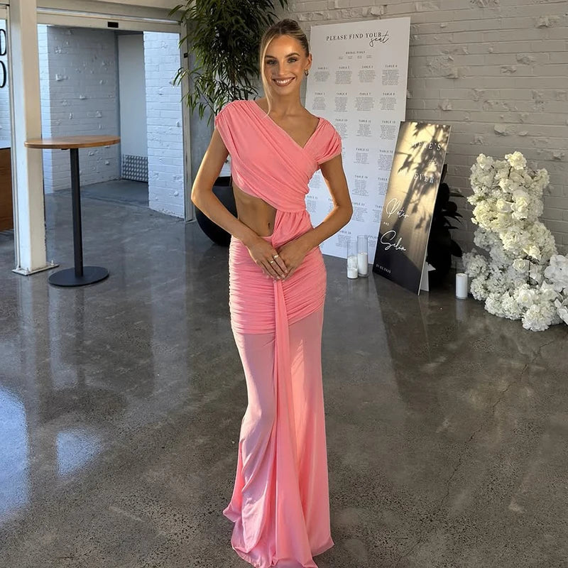 שמלת חיתוכים מרשימה- נופר