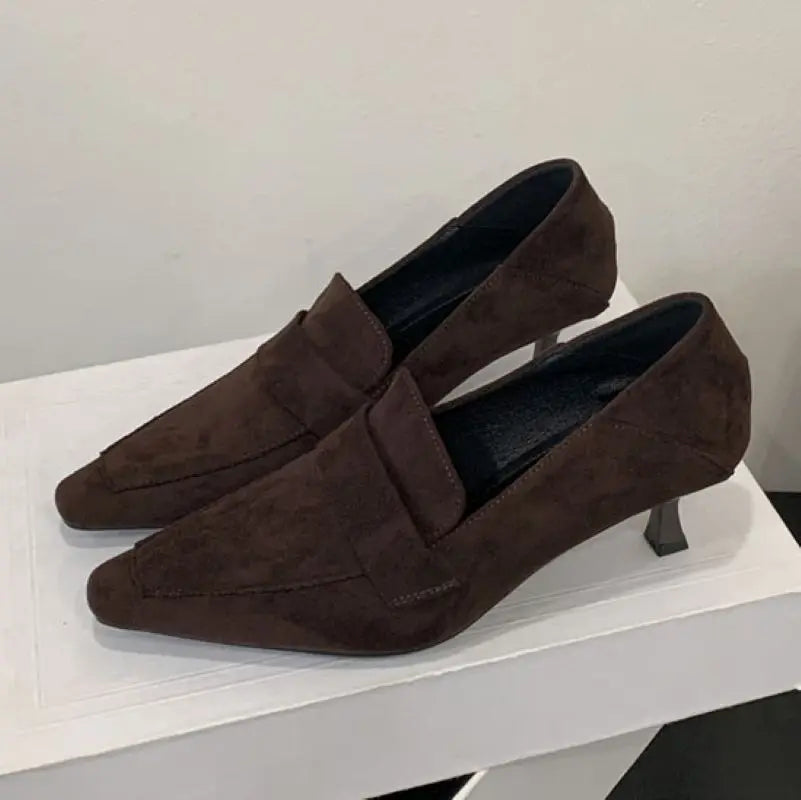 נעלי עקב מיוחדות ברמות- בנגקוק