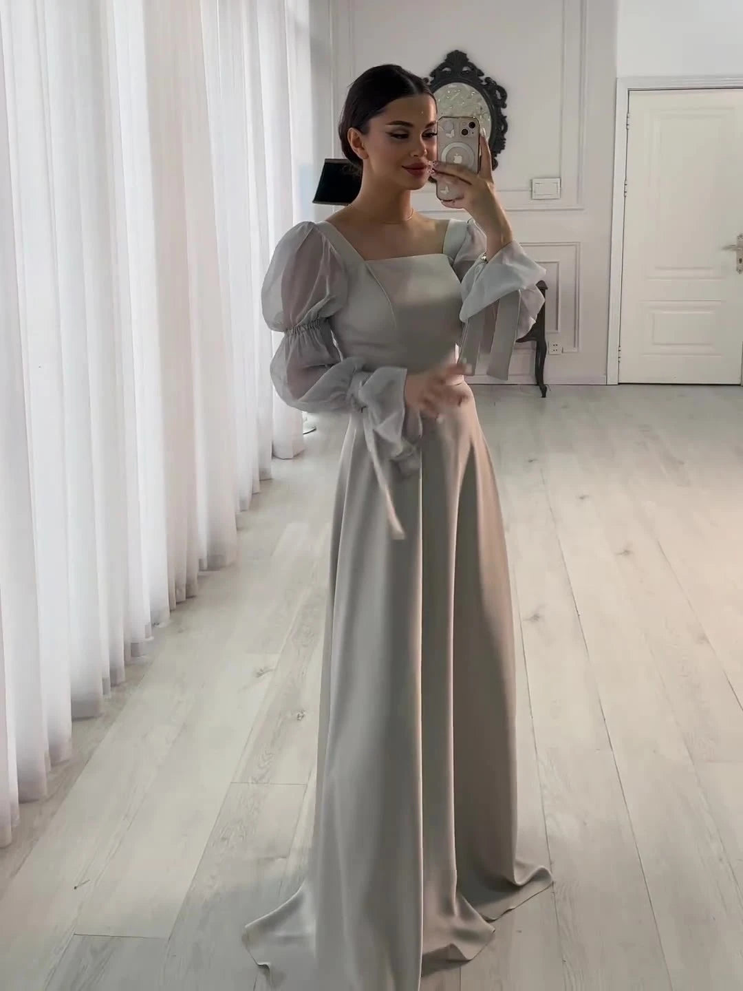 שמלת מחמאה- יוליה