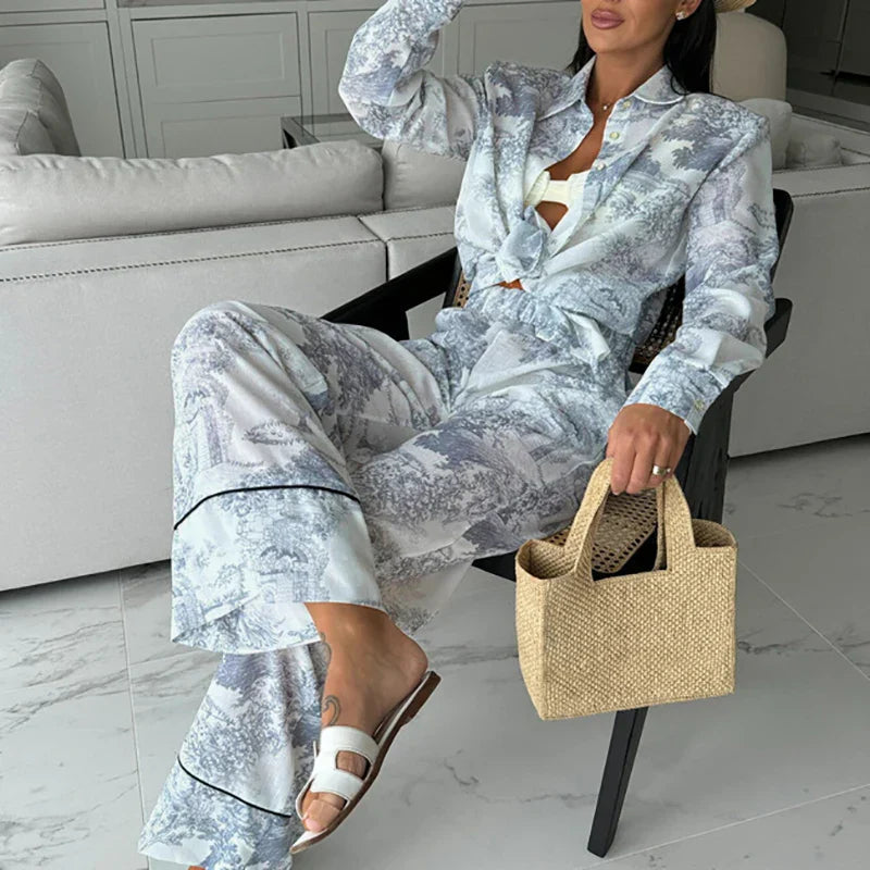 חליפת סטייל מכופתרת- גריס