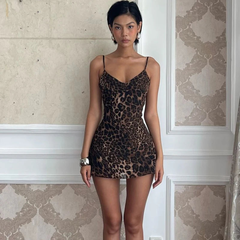 שמלה מנומרת- נור