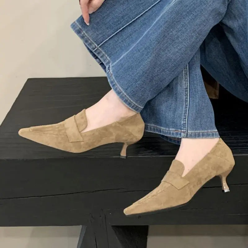 נעלי עקב מיוחדות ברמות- בנגקוק