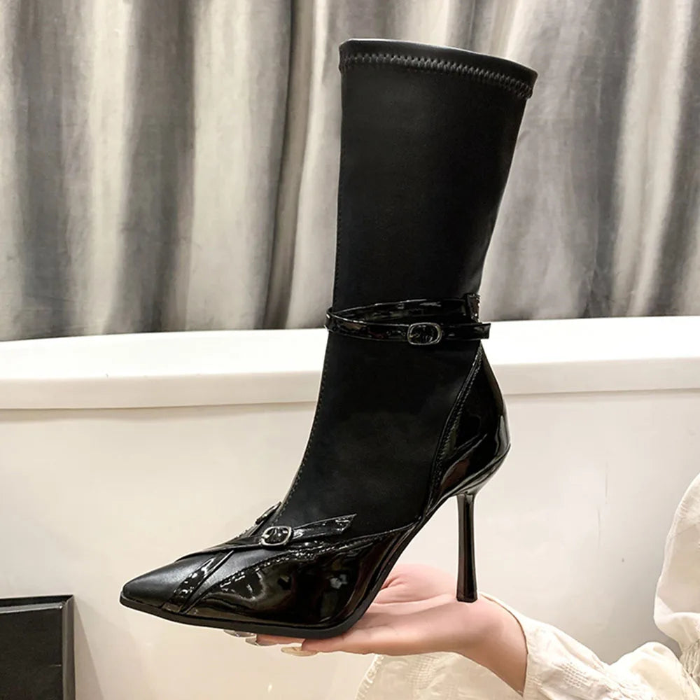 נעלי עקב יוקרתיות- שחר