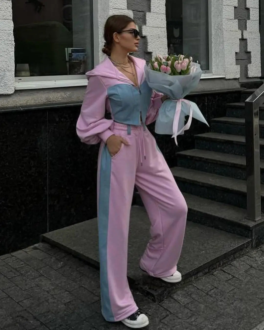 חליפת טרנינג בשילוב ג׳ינס- תמר