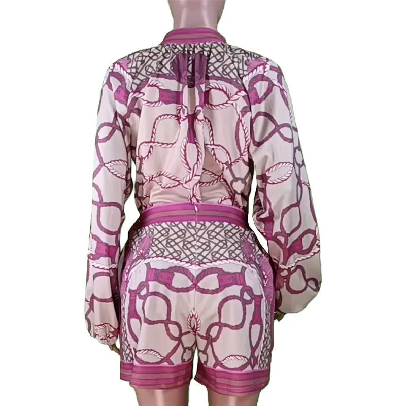 חליפת סאטן קצרה- מדונה