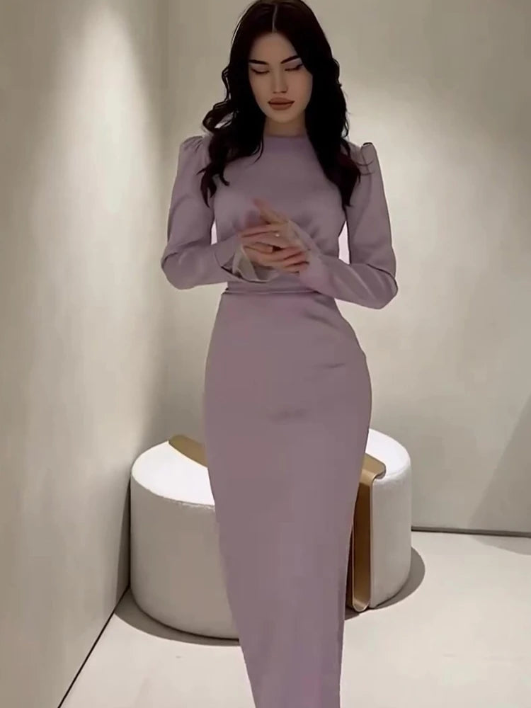 שמלה סגורה מיוחדת- מיה